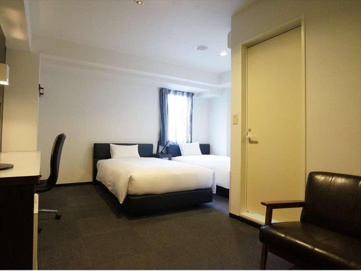 Green Rich Hotel Osaka Airport Ikeda  Екстериор снимка
