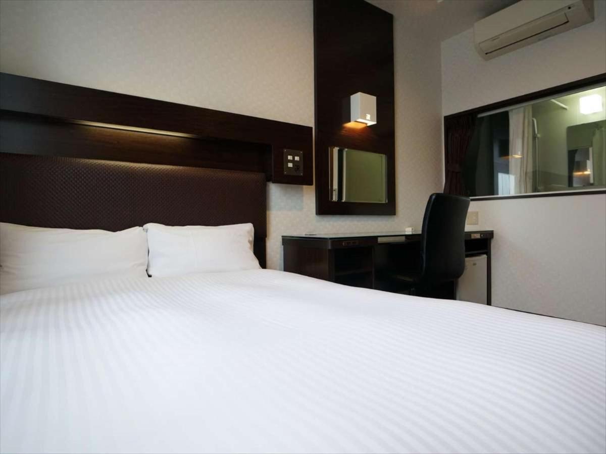 Green Rich Hotel Osaka Airport Ikeda  Екстериор снимка