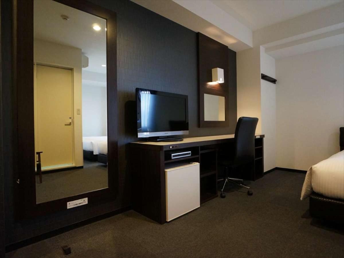 Green Rich Hotel Osaka Airport Ikeda  Екстериор снимка