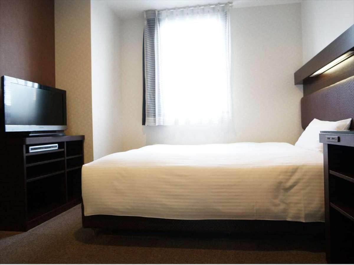 Green Rich Hotel Osaka Airport Ikeda  Екстериор снимка