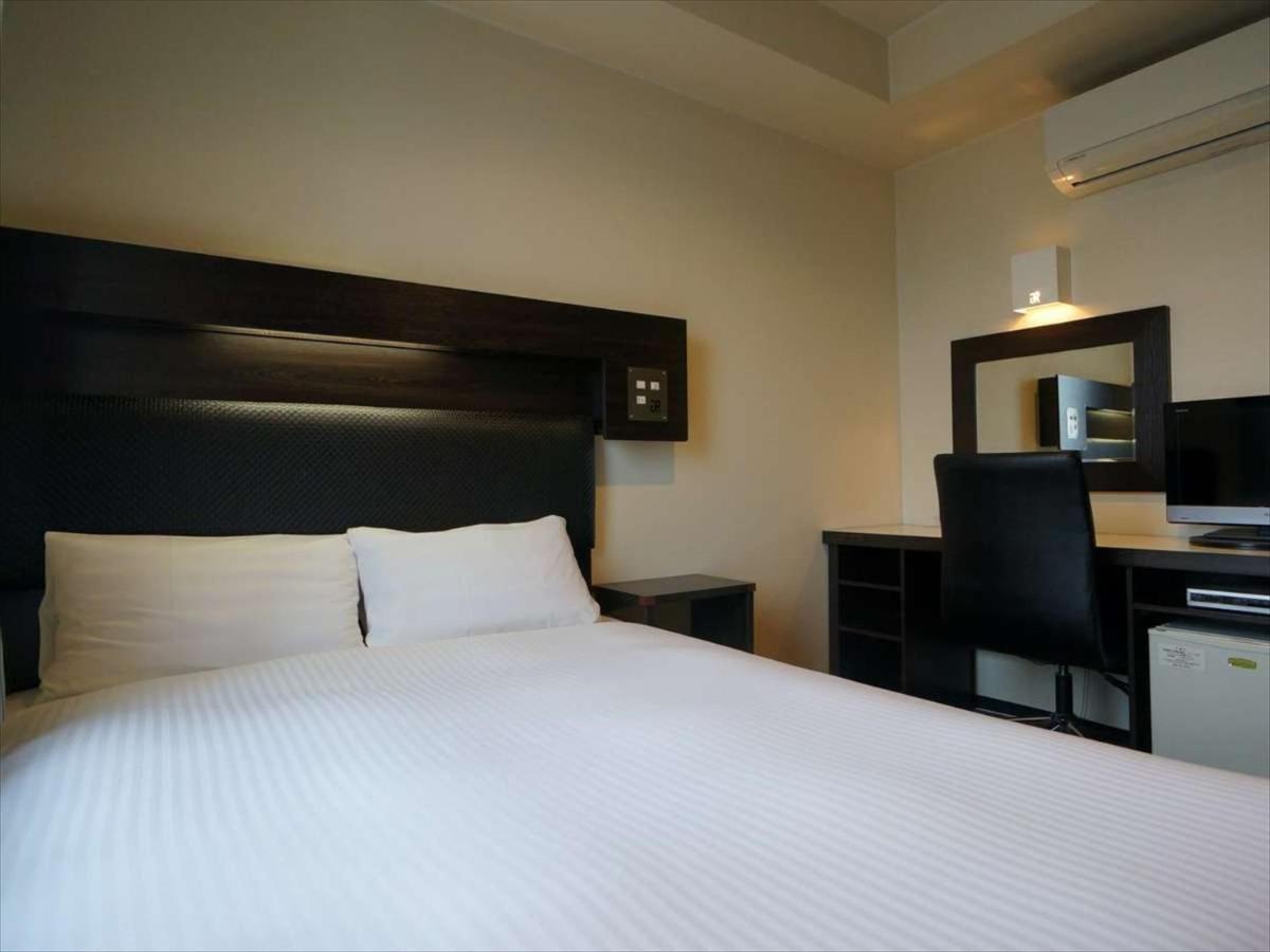 Green Rich Hotel Osaka Airport Ikeda  Екстериор снимка